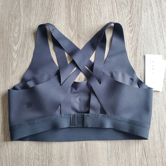 All in Motion Medium Support Sports Bra Size  M - Picture 2 of 4